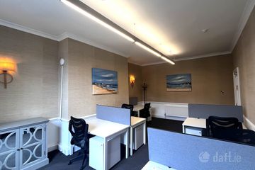 6 person office