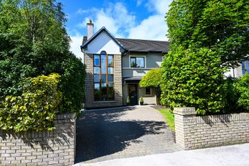 11 Edgewood, Maryborough Ridge, Rochestown, Co. Cork, T12KAC1 — photo 2