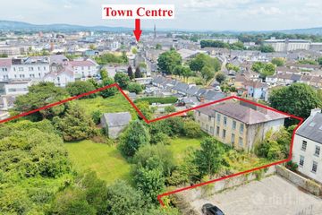 Strand House, Strand Street, Tralee, Co. Kerry, V92N6XC — photo 3