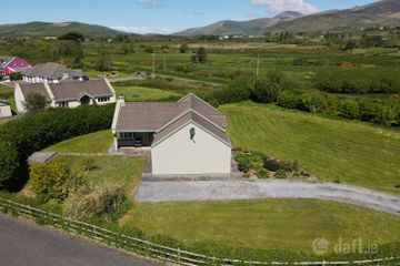 4 Milltown Houses, Dingle, Co. Kerry, V92F958 — photo 3