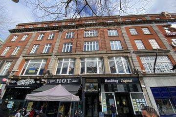 O'Connell Street Upper, Dublin 1 — photo 2