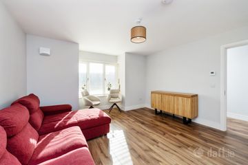 8 Beechwood Grove, Hansfield, Ongar, Dublin 15, D15 C8KR — photo 3