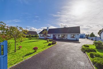 Moneen, Menlough, Ballinasloe, Co. Galway, H53P263