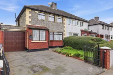 18 Shanowen Avenue, Santry, Dublin 9, D09W3X8