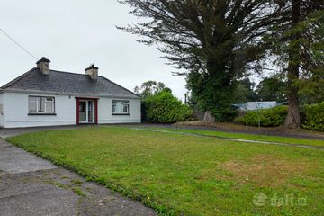 Moores Cottage, The Demesne, Frenchpark, Co. Roscommon, F45HH27 — photo 2