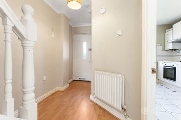 29 Fleurville, Carysfort Avenue, Blackrock, Co. Dublin — photo 3