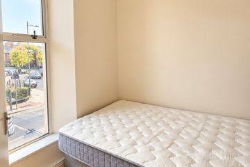 Flat 1, 42 Gardiner Street Upper, Dublin 1 — photo 3