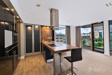 Apartment 307, The Cubes 1, Stillorgan, Dublin 18, D18F6C7 — photo 2