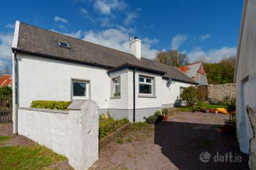 Moanroe, Garryvoe, Midleton, Co. Cork, P25N627 — photo 2