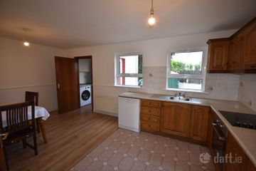 33 Sylvan Park, Letterkenny, Letterkenny, Co. Donegal, F92AK51 — photo 3