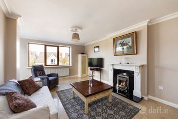 Apartment 12, Goldsmith Hall, Collegewood, Castleknock, Dublin 15, D15E436 — photo 3