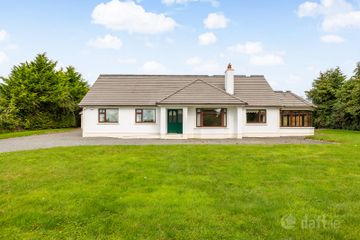 Fern, Cribbons Lane, Rathangan, Co. Kildare, R51R922