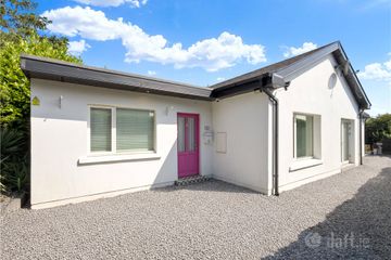 Knockrea Cottage, 32 Old Blackrock Road, Blackrock, Cork City, T12 X58A — photo 2