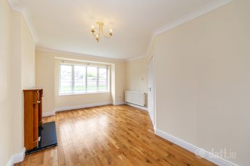 2 Castleview Meadows, Swords, Co Dublin, K67 DY79 — photo 2
