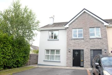 52 Danesfort Court, Loughrea, Co. Galway, H62NW42 — photo 2