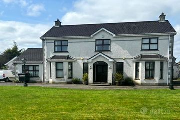 1 Pine Point, Glebe, Letterkenny, Co. Donegal, F92XWA2