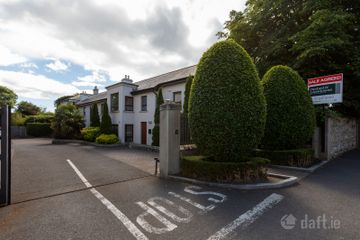 2 Aubreyville, Shankill, Dublin 18, D18VK51 — photo 2