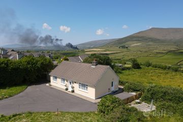 Carna Cottage, Garrynadur, Lispole, Co. Kerry, V92C8C0 — photo 2