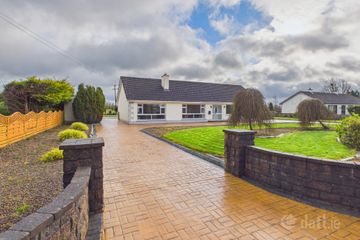 Sonnagh, Ahascragh, Ballinasloe, Co. Galway, H53FW02 — photo 2