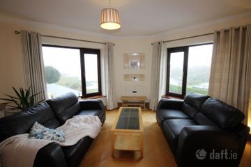 Apartment 5, Ronayn'S Court, Rochestown, Co. Cork — photo 2