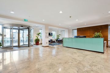 Adelphi Plaza, George's Street Upper, Dun Laoghaire, Co. Dublin — photo 3