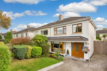 27 Sycamore Drive, Castleknock, Dublin 15, D15 YEK4