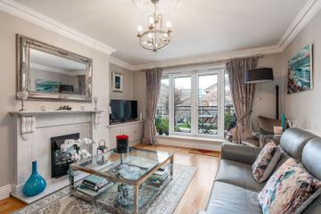 Apartment, Ballsbridge Wood, Crampton Avenue, Ballsbridge, Dublin 4 — photo 3