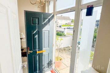4 Woodlands Avenue, Glenageary, Co. Dublin, A96K7R9 — photo 2