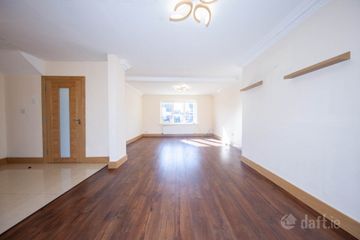 31 Kilmore Close, Artane, Dublin  5, Co. Dublin, D05KX06 — photo 3