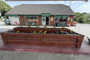 Scanlons Supermarket & Filling Station, Barrys Cross, Grange, Kilmallock, Co. Limerick, V35HT32 — photo 3