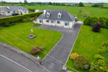Cill Castle Lodge, Timanagh, Ballintubber, Roscommon, Co. Roscommon, F45HE44 — photo 2