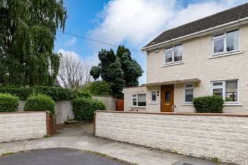 15 Patrician Villas, Stillorgan, Co. Dublin, A94R821 — photo 2