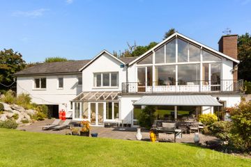 Aspen, Violet Hill, Church Road, Killiney, Co Dublin, A96C449 — photo 3