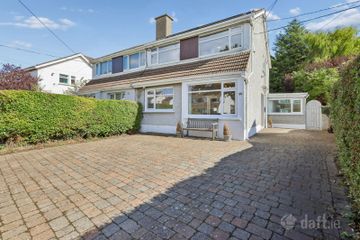 29 Marian Crescent, Rathfarnham, Dublin 14, D14R9V6 — photo 2