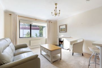 104 The Elms, Mount Merrion Avenue, Blackrock, Co. Dublin, A94H768 — photo 2