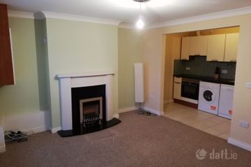 Living Room/Kitchen