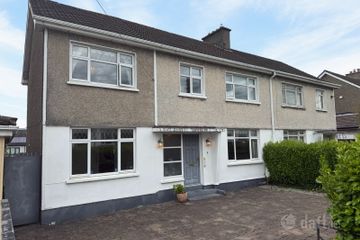 8 Oakland Drive, Greystones, Ennis Road, Co. Limerick, V94TFE4 — photo 3