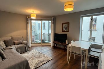 Apartment 8,Sprangers Yard,Cecilia Street,Dublin 2, Temple Bar, Dublin 2 — photo 2