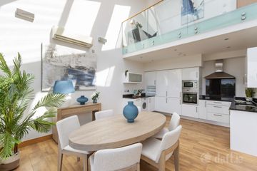 Penthouse, 177 The Links, Elmpark Green, Merrion Road, Dublin 4, D04 FW21 — photo 3