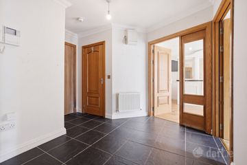 25 Kinsella Hall, Collegewood, Castleknock, Dublin 15 — photo 2