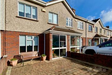 71 Old County Glen, Crumlin, Dublin 12, D12P2F6 — photo 2