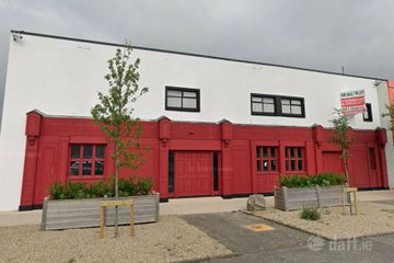 Westside Tavern, Westside Shopping Centre, Seamus Quirke Road, Newcastle, Galway