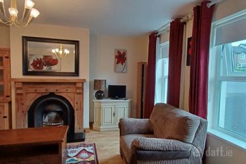 17 Beechwood Park, Lifford, Clonleigh, Co. Donegal — photo 2