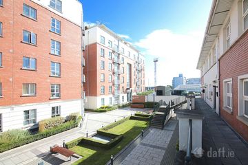 2 The Anchorage, Grand Canal Dock, Dublin 4, D04WE54 — photo 2