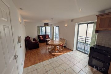 Apartment 7, Block B, Coach Horse Lane, The Square, Midleton, Co. Cork — photo 2