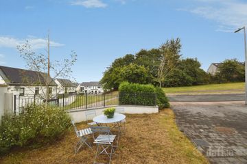 124 Butlers View, Ballinglanna, Glanmire, Co. Cork, T45ED27 — photo 2