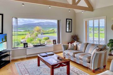The Bays, Cloosh, Kinvara, Co. Galway, H91YFT2 — photo 3