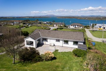 Cove Hill, Baltimore, Co. Cork, P81YK75 — photo 2