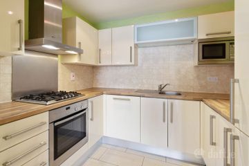 69, Harbour View, Harbour Square, Crofton Road, Dun Laoghaire, Co. Dublin — photo 2