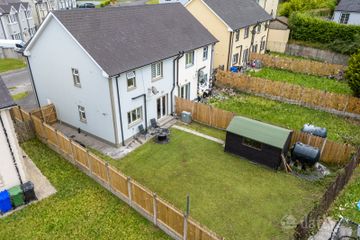 11 Holly Park, Leitrim Village, Co. Leitrim, N41CP57 — photo 3